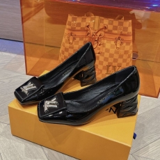 Louis Vuitton Heeled Shoes